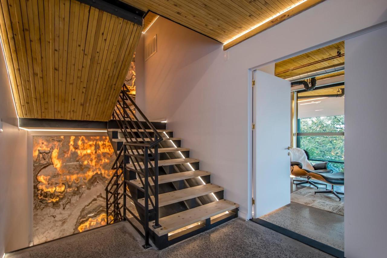 The Halifax Rooftop - Cozy Spa B&B Extérieur photo