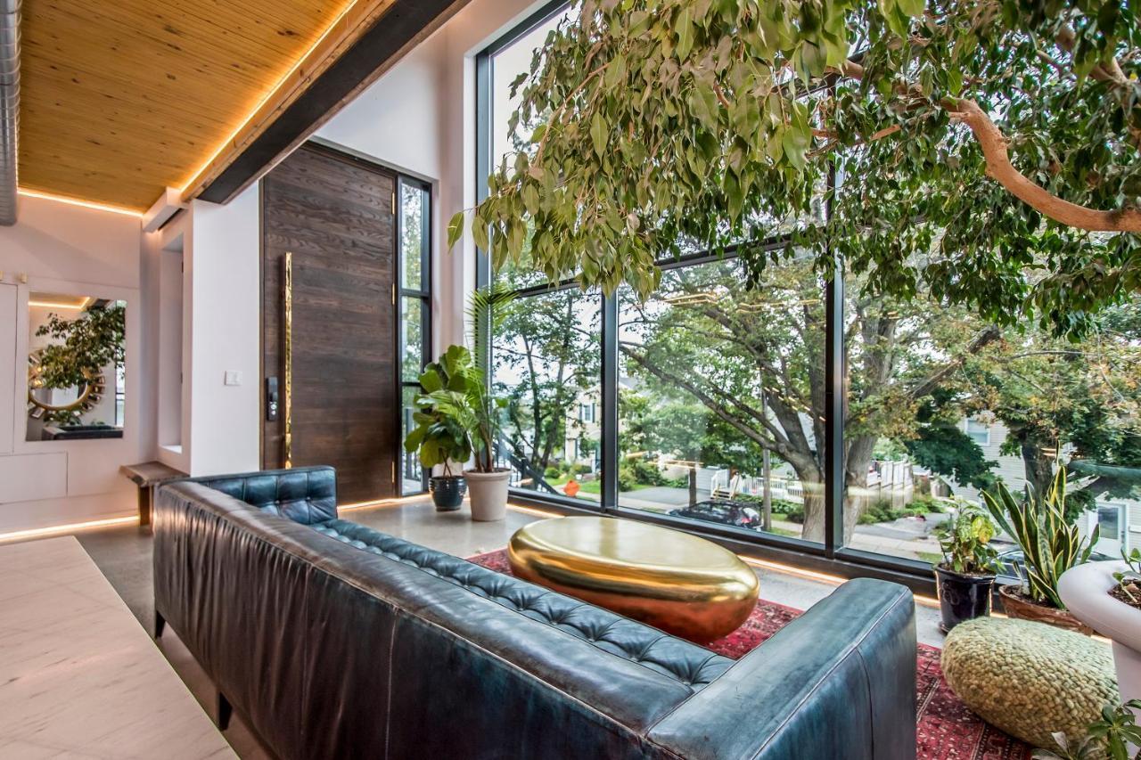 The Halifax Rooftop - Cozy Spa B&B Extérieur photo