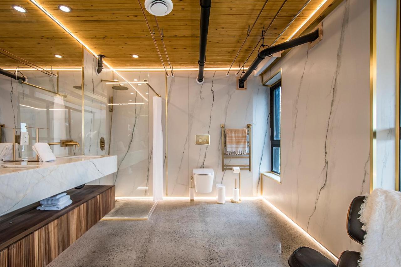 The Halifax Rooftop - Cozy Spa B&B Extérieur photo